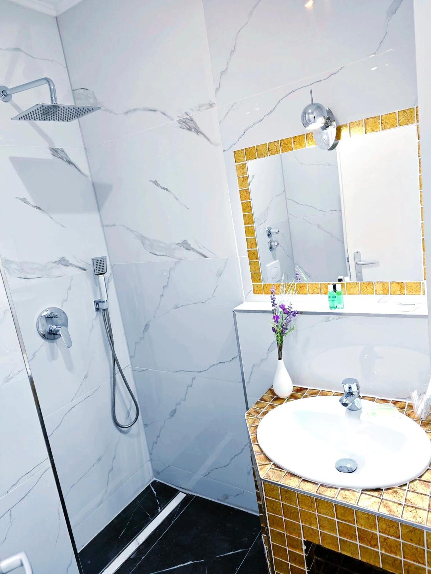 Jakz Hotel Гертен Екстер'єр фото